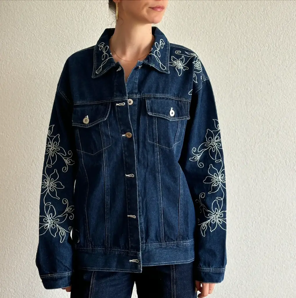 Veste - Rescued